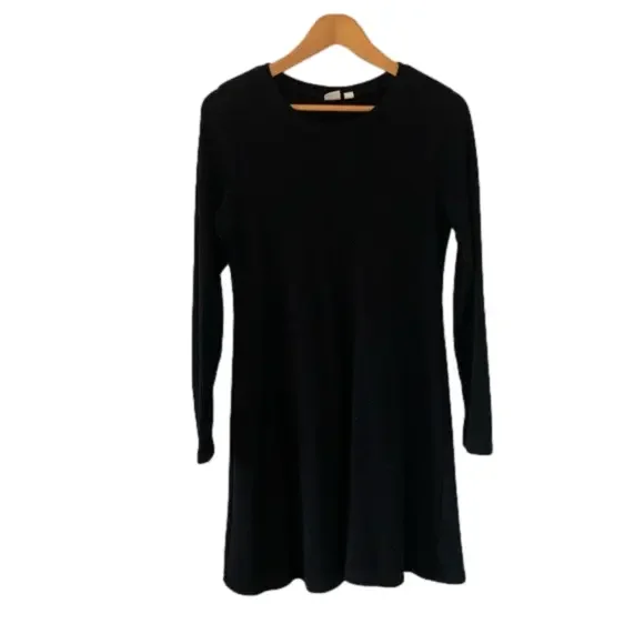 GAP | Black Long Sleeve Knit Dress - Picture 1 of 4